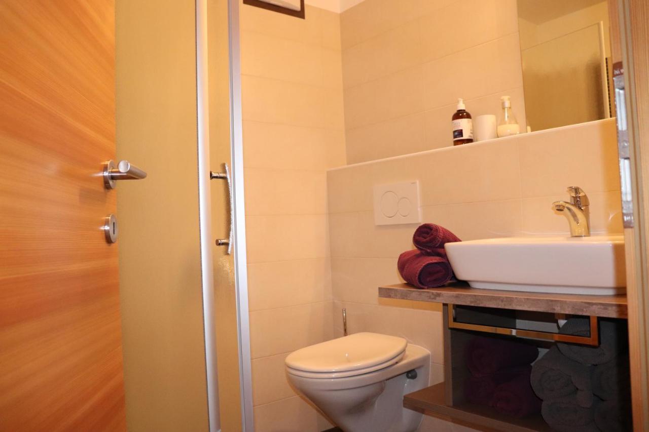 Schneiderhof Apartment Valdurna Bagian luar foto